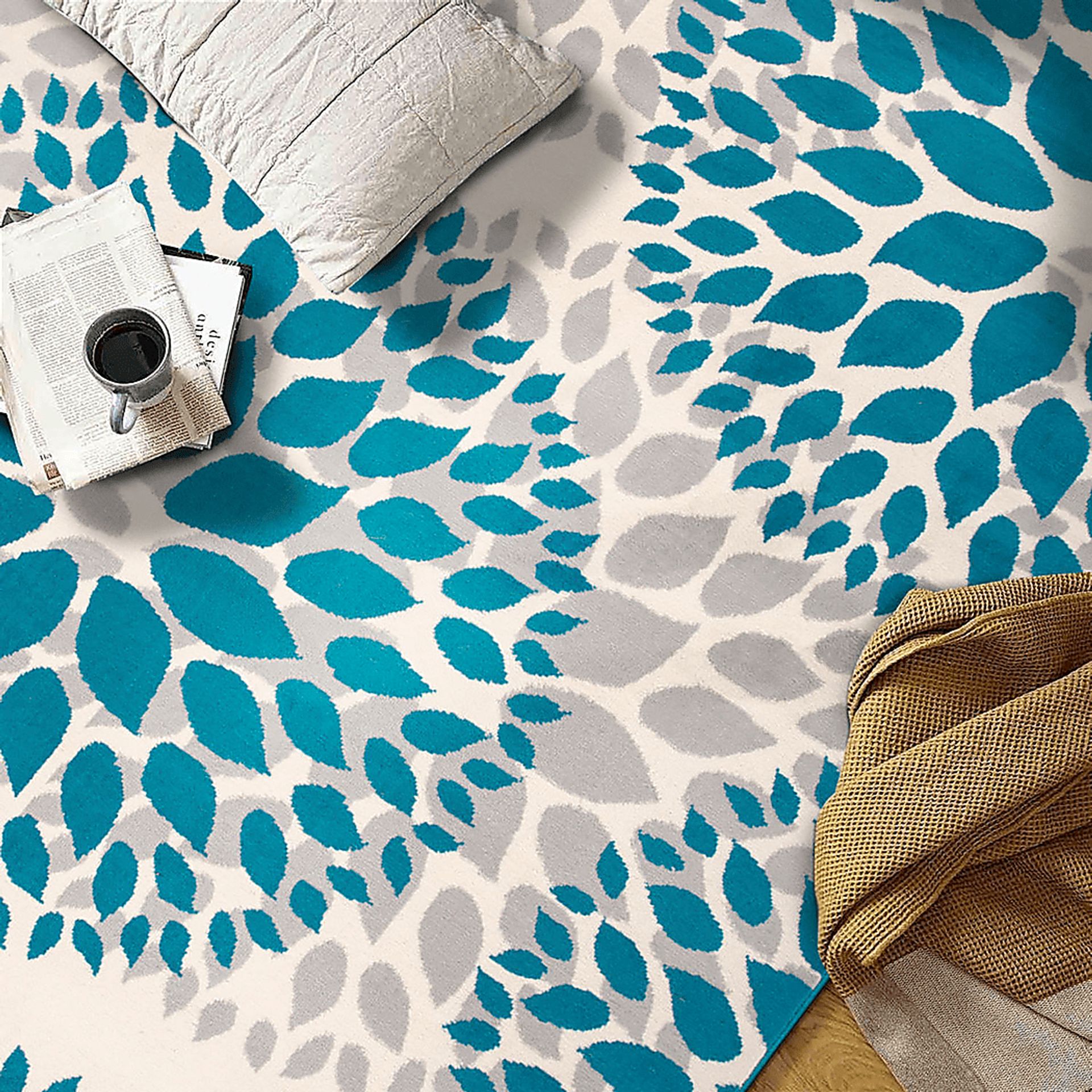 Iselana II Multi 5' x 7' Rug - Image 6