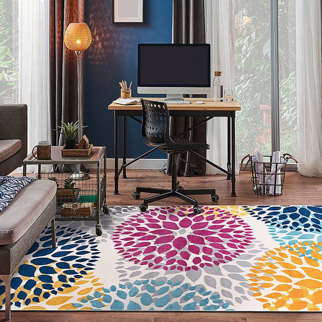 Iselana II Multi 5' x 7' Rug - Thumbnail - Image 4