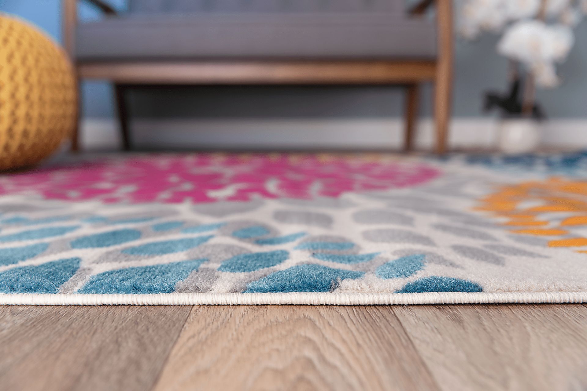 Iselana II Multi 5' x 7' Rug - Image 7