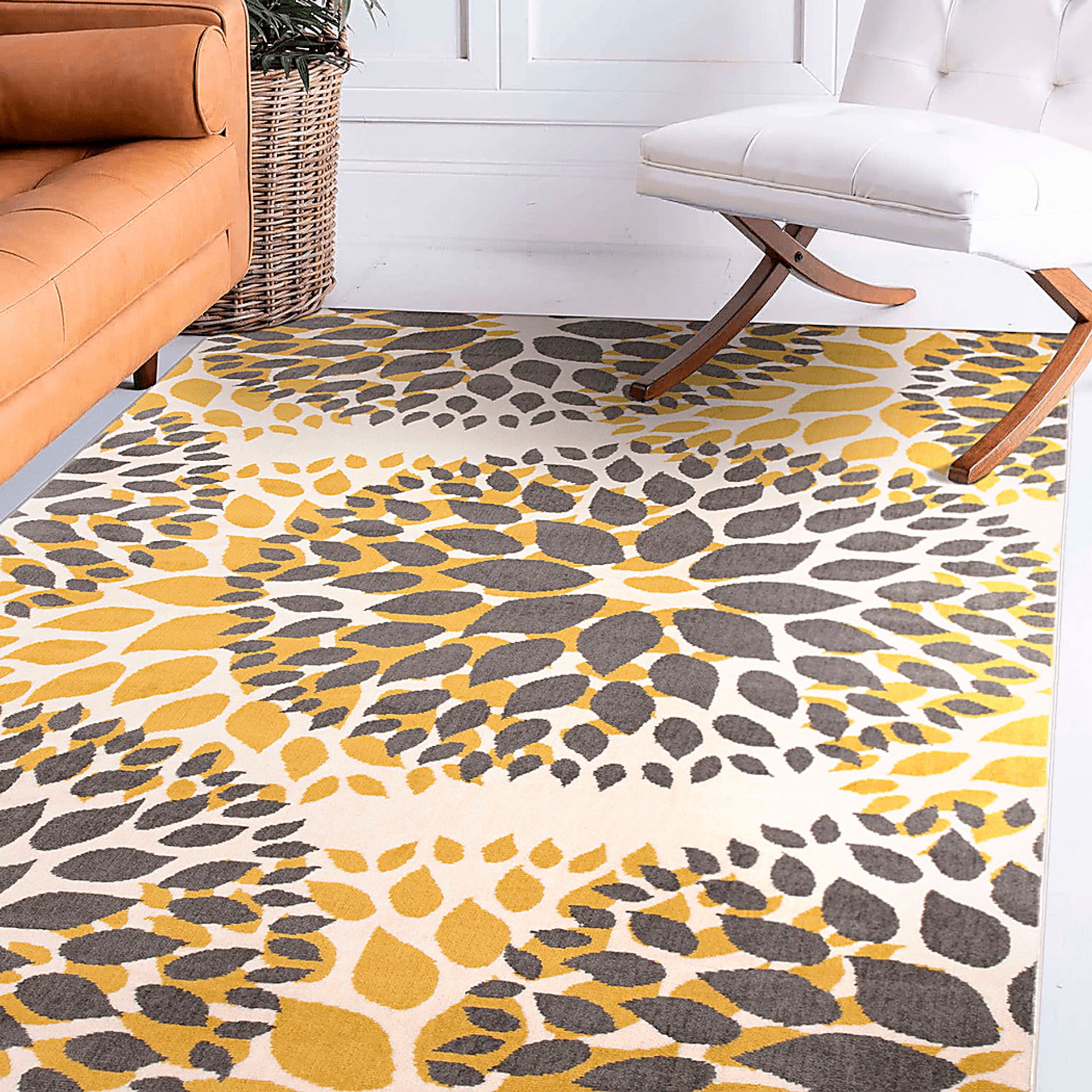 Iselana II Yellow 5' x 7' Rug - Image 2