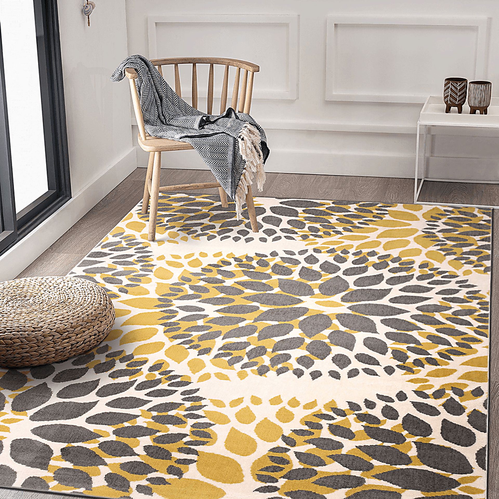 Iselana II Yellow 5' x 7' Rug - Image 4