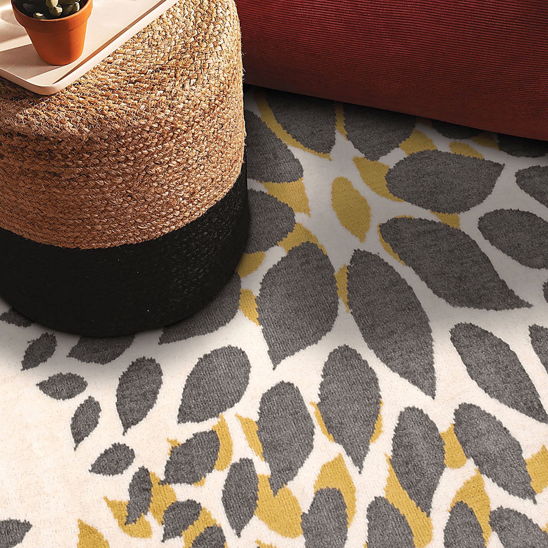 Iselana II Yellow 5' x 7' Rug - Image 7