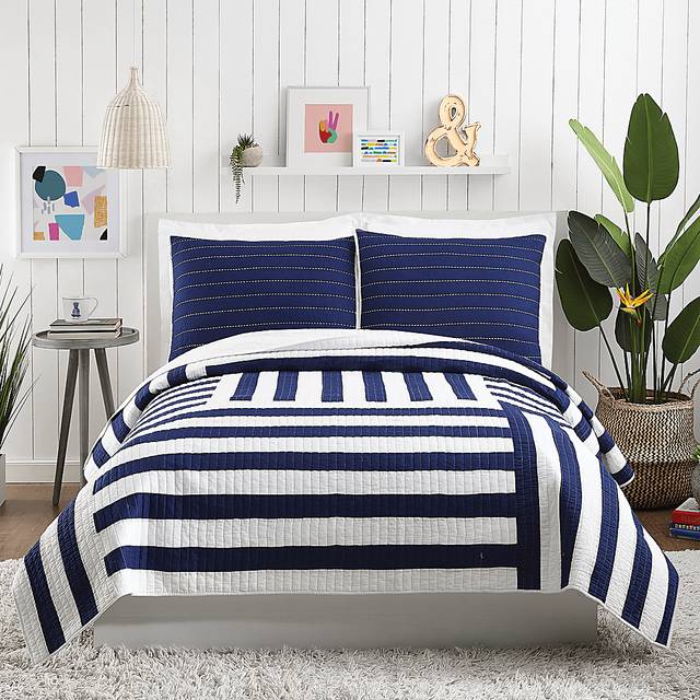 Isham Blue Full/Queen 3 Pc Quilt Set - Thumbnail - Image 2
