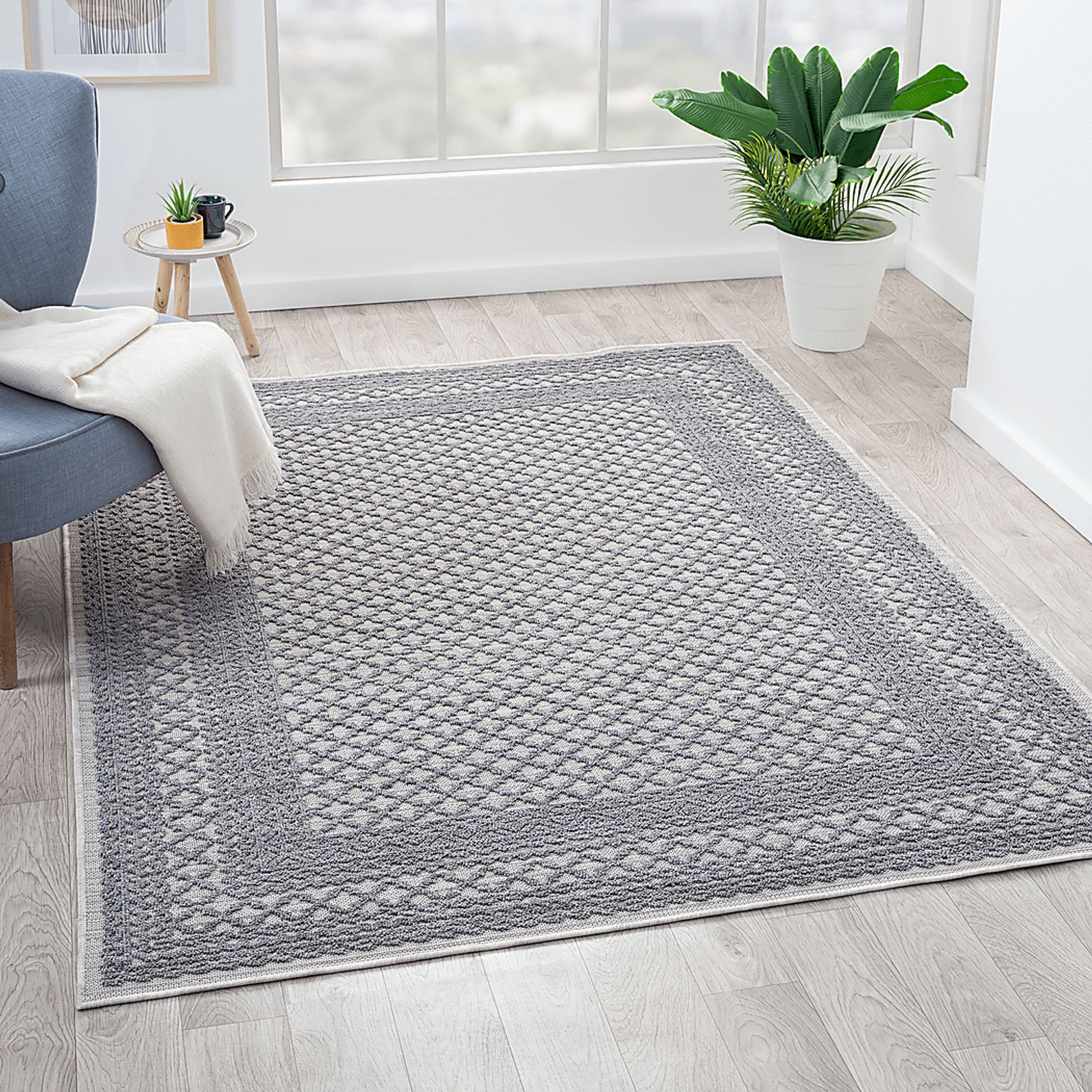 Isioco Blue 5' x 7' Indoor/Outdoor Rug - Image 7