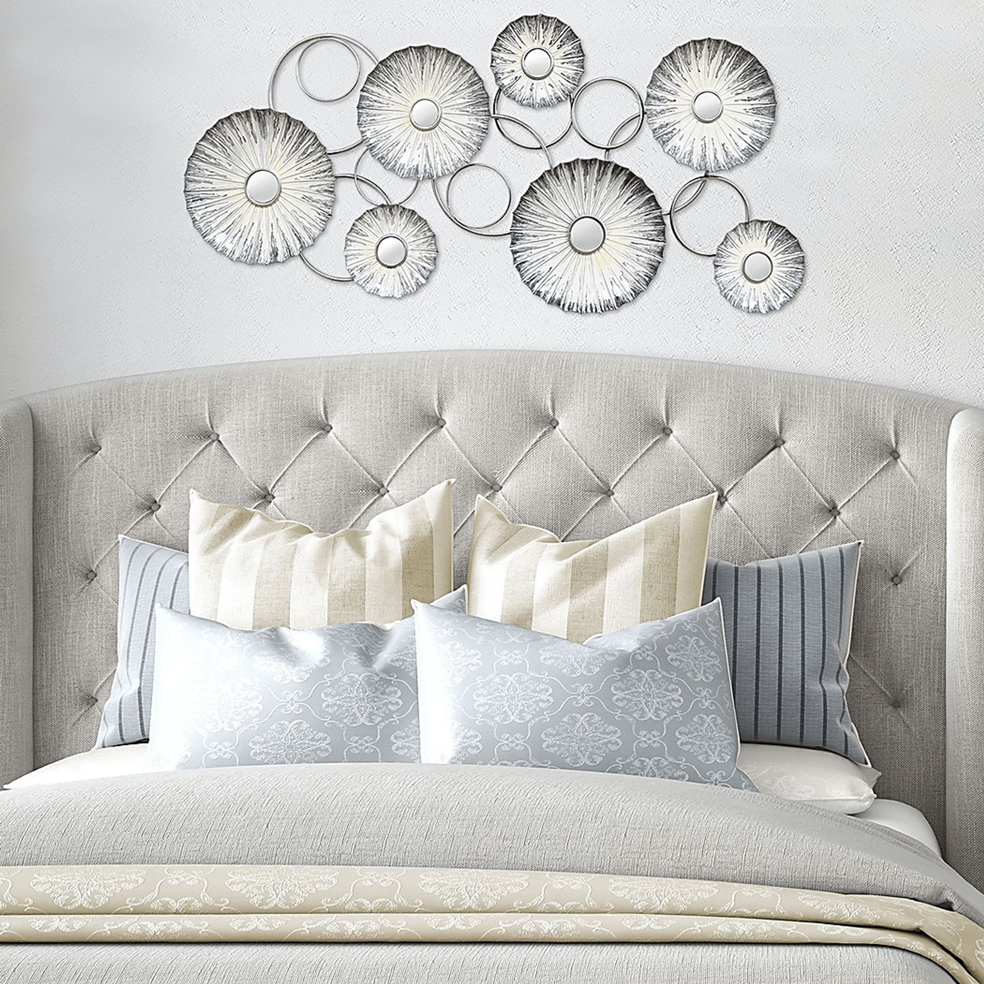 Isla Oysters Silver Wall Decor - Image 2