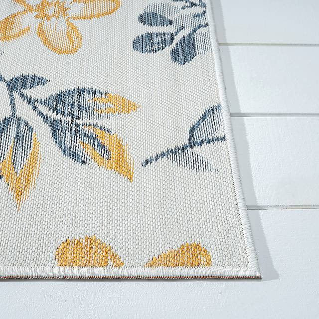 Ismaela Orange 5'3 x 7' Indoor/Outdoor Rug - Thumbnail - Image 9