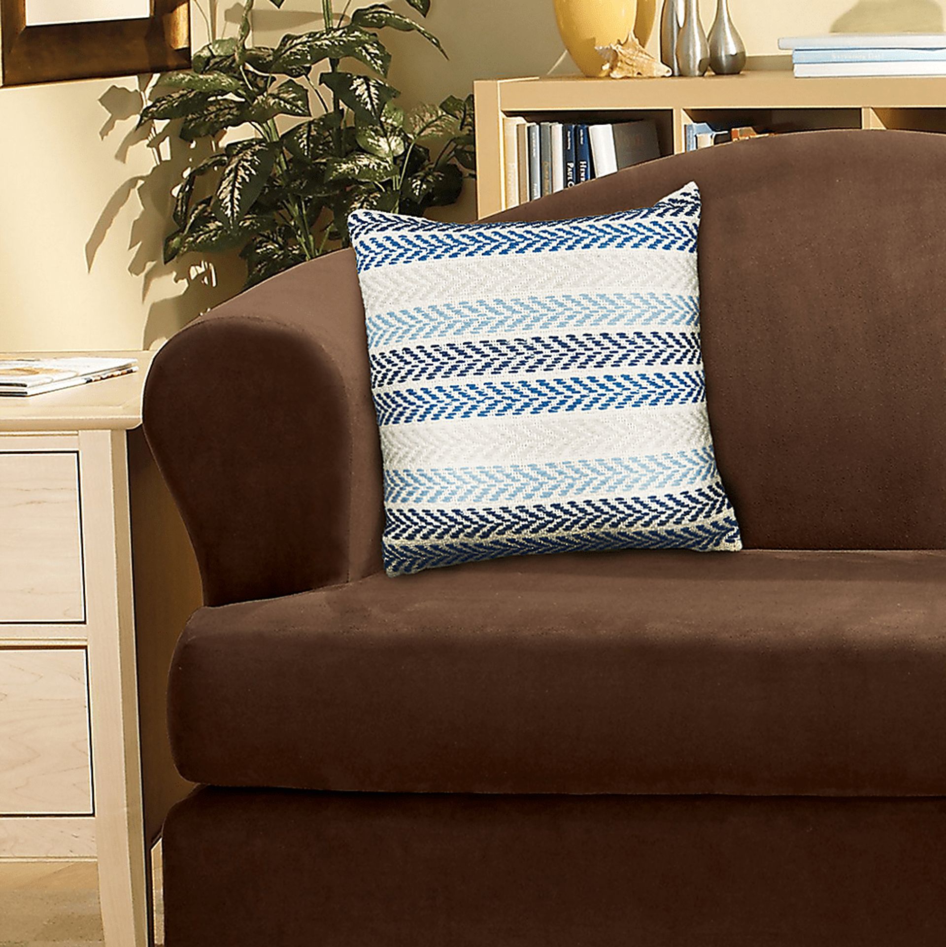 Istarie Blue Throw Pillow - Image 4