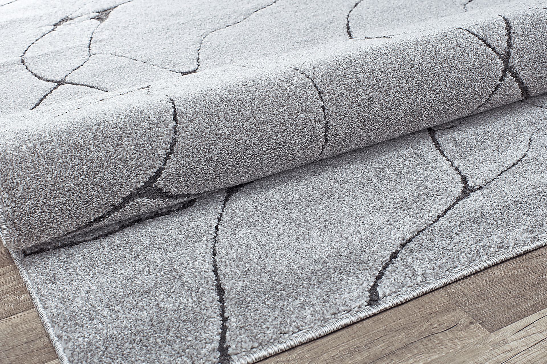CosmoLiving By Cosmopolitan Itzell Gray 5' x 7'6 Rug - Image 2