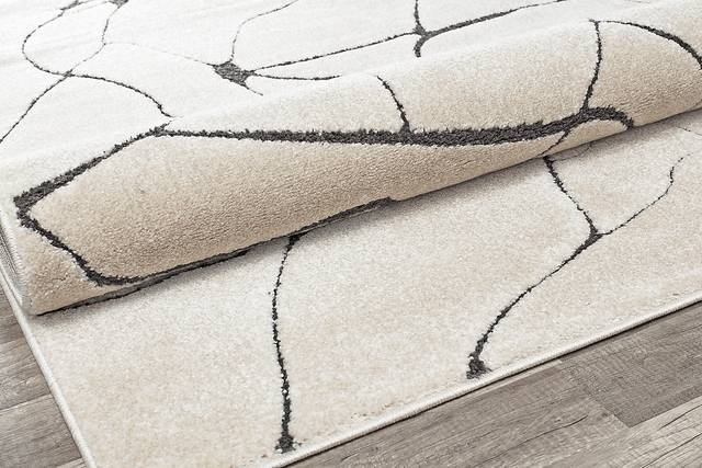 CosmoLiving By Cosmopolitan Itzell Tan 8' x 10' Rug - Thumbnail - Image 2
