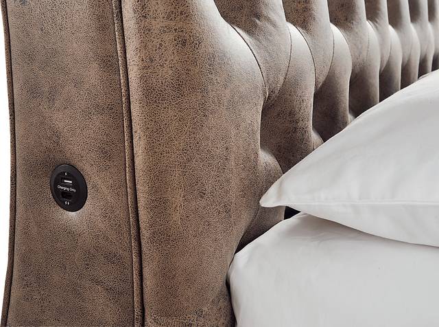 Ivy Brown 3 Pc Queen Upholstered Sleigh Bed - Thumbnail - Image 4