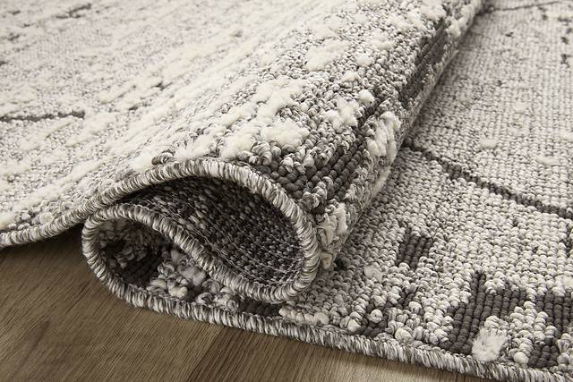 Izbella Grey 6'7 x 9'2 Rug - Thumbnail - Image 3