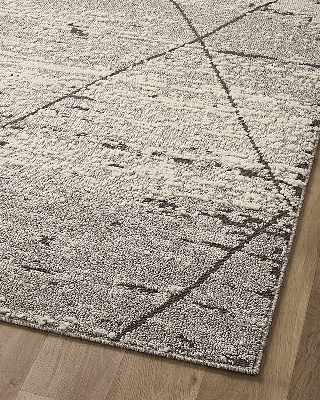 Izbella Grey 6'7 x 9'2 Rug - Thumbnail - Image 6