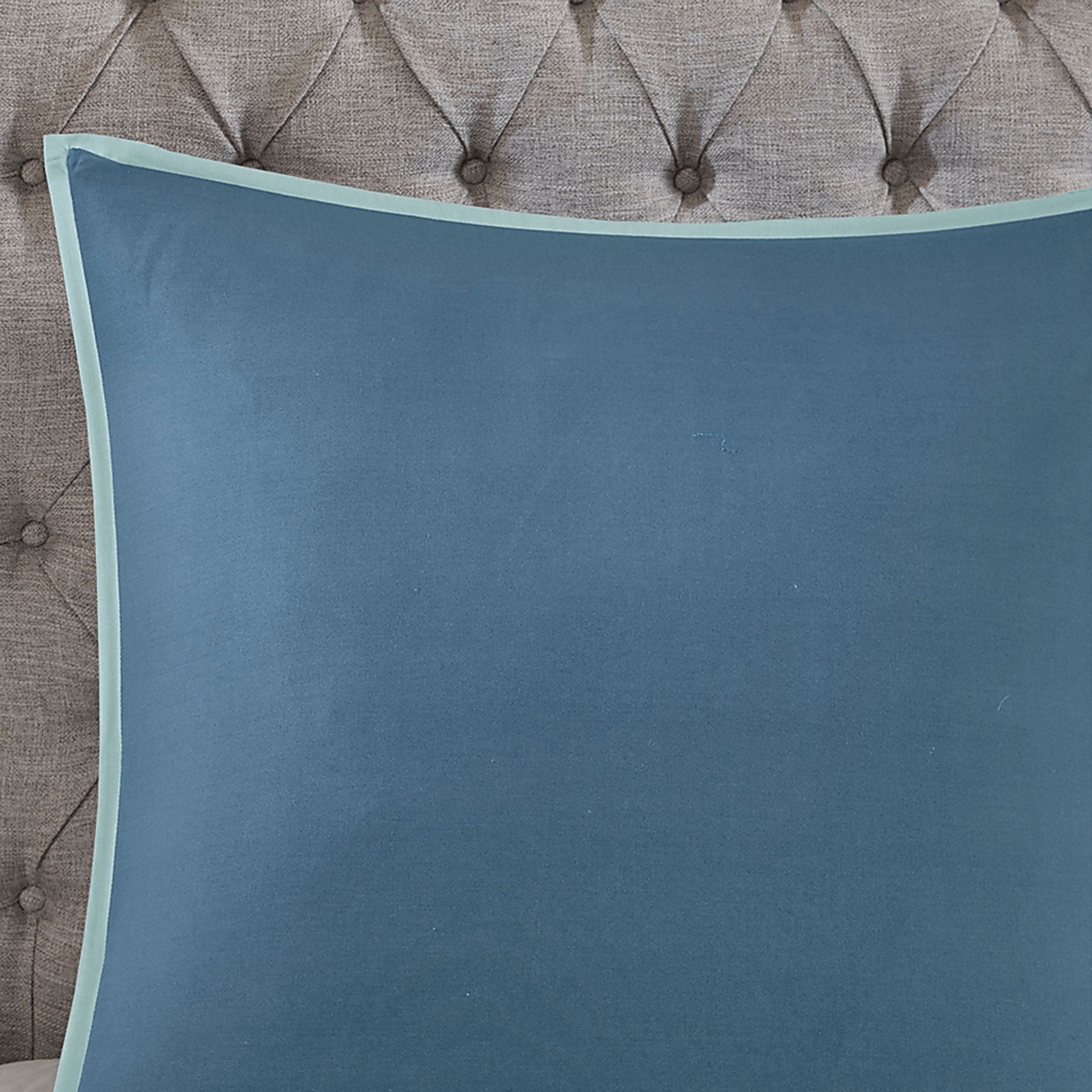 Jaezmina Blue 8 pc Queen Comforter Set - Image 15
