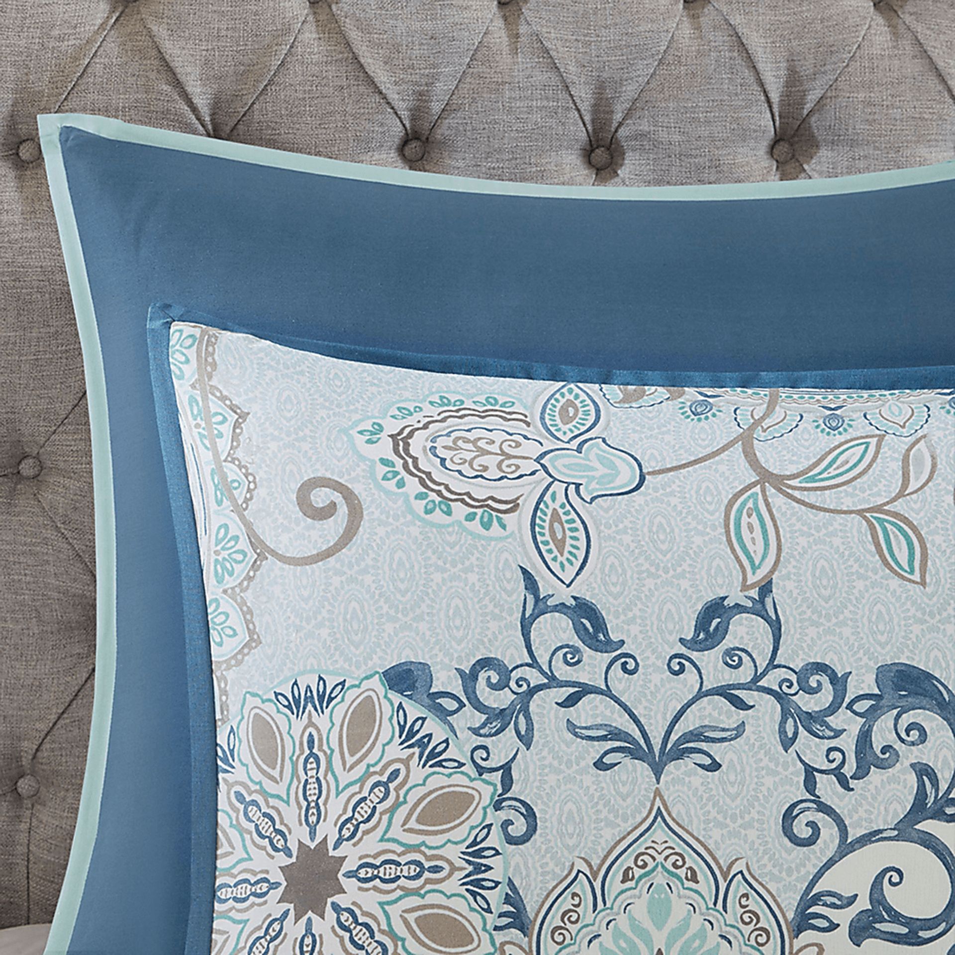 Jaezmina Blue 8 pc Queen Comforter Set - Image 17
