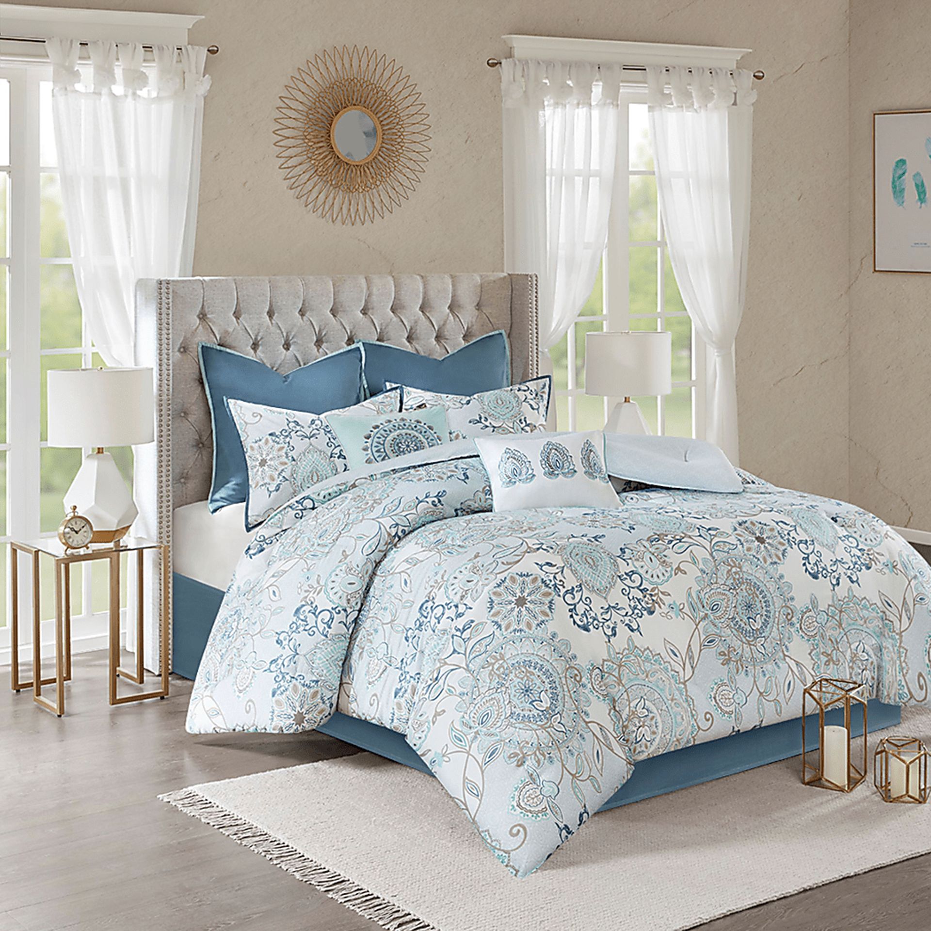 Jaezmina Blue 8 pc Queen Comforter Set - Image 3