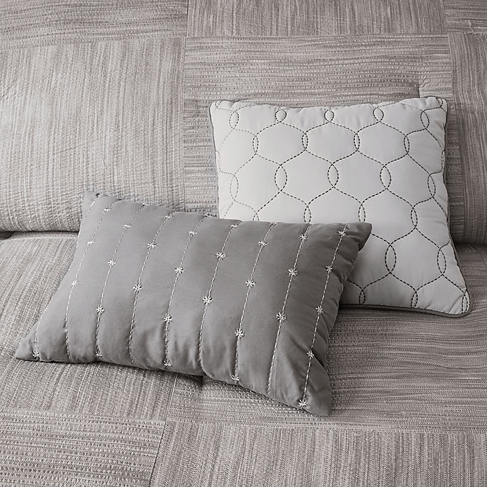 Jahncke Gray 7 Pc King Comforter Set - Image 11