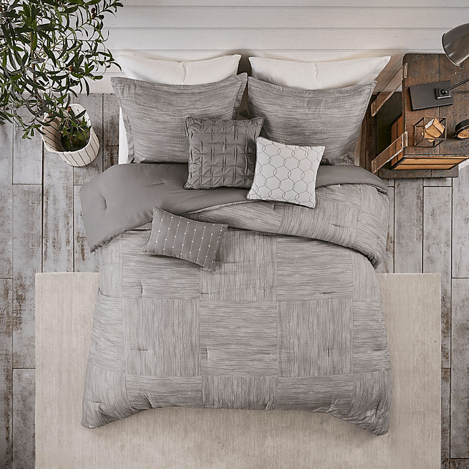 Jahncke Gray 7 Pc King Comforter Set - Image 2