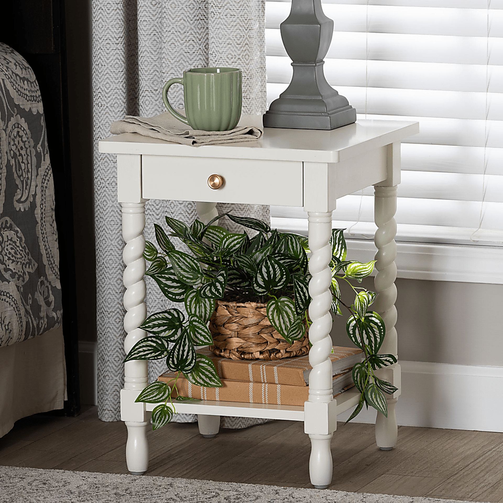 Jaliec White Nightstand - Image 2