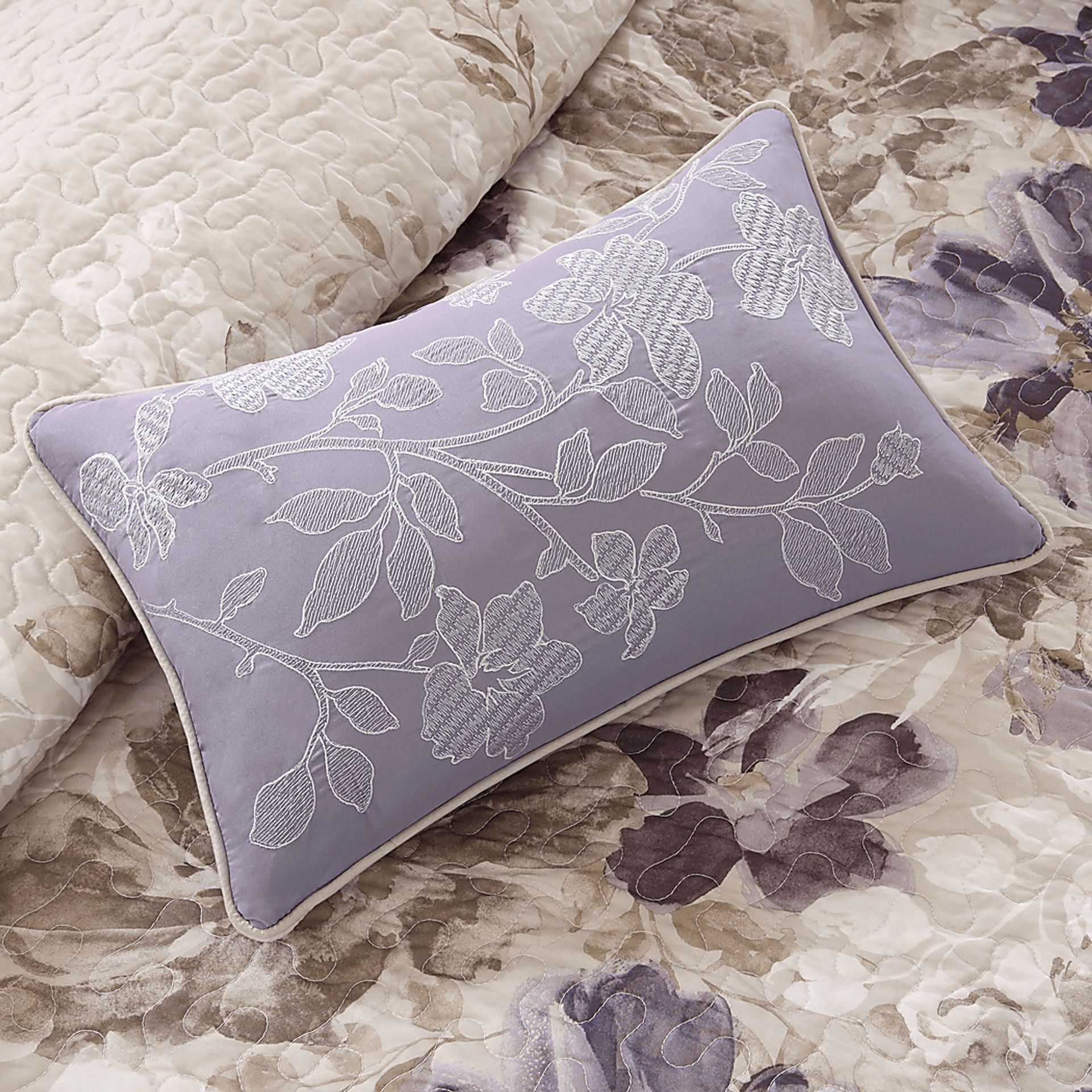 Janelis Taupe 6 Pc Queen Coverlet Set - Image 5