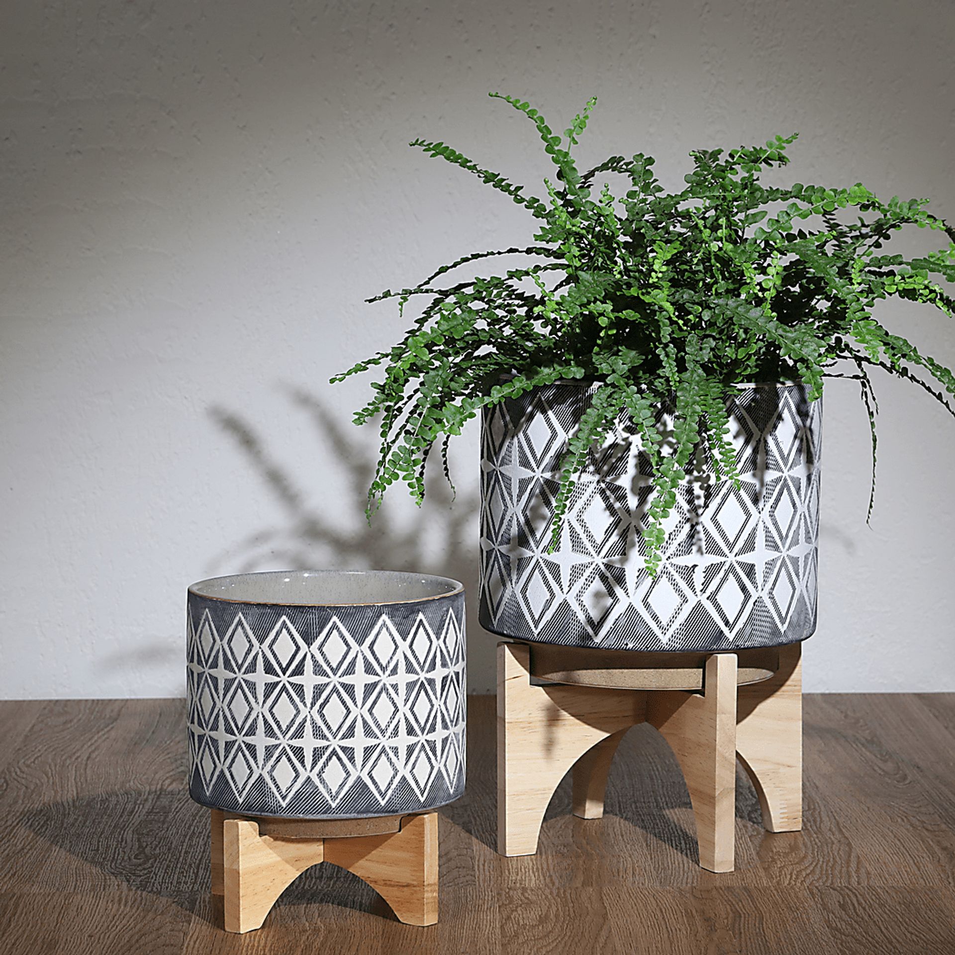 Jannebo Gray Planter, Set of 2 - Image 2