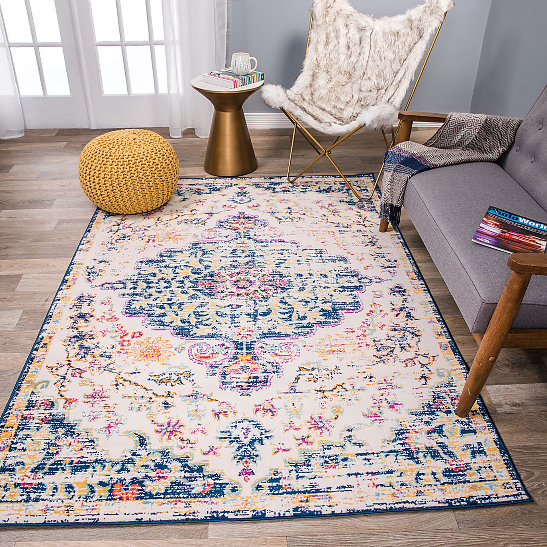 Jasbir Blue 5' x 7' Rug - Image 4