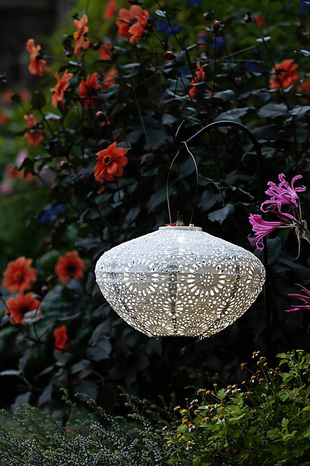 Jayla Reef Outdoor White Solar Lantern - Thumbnail - Image 13