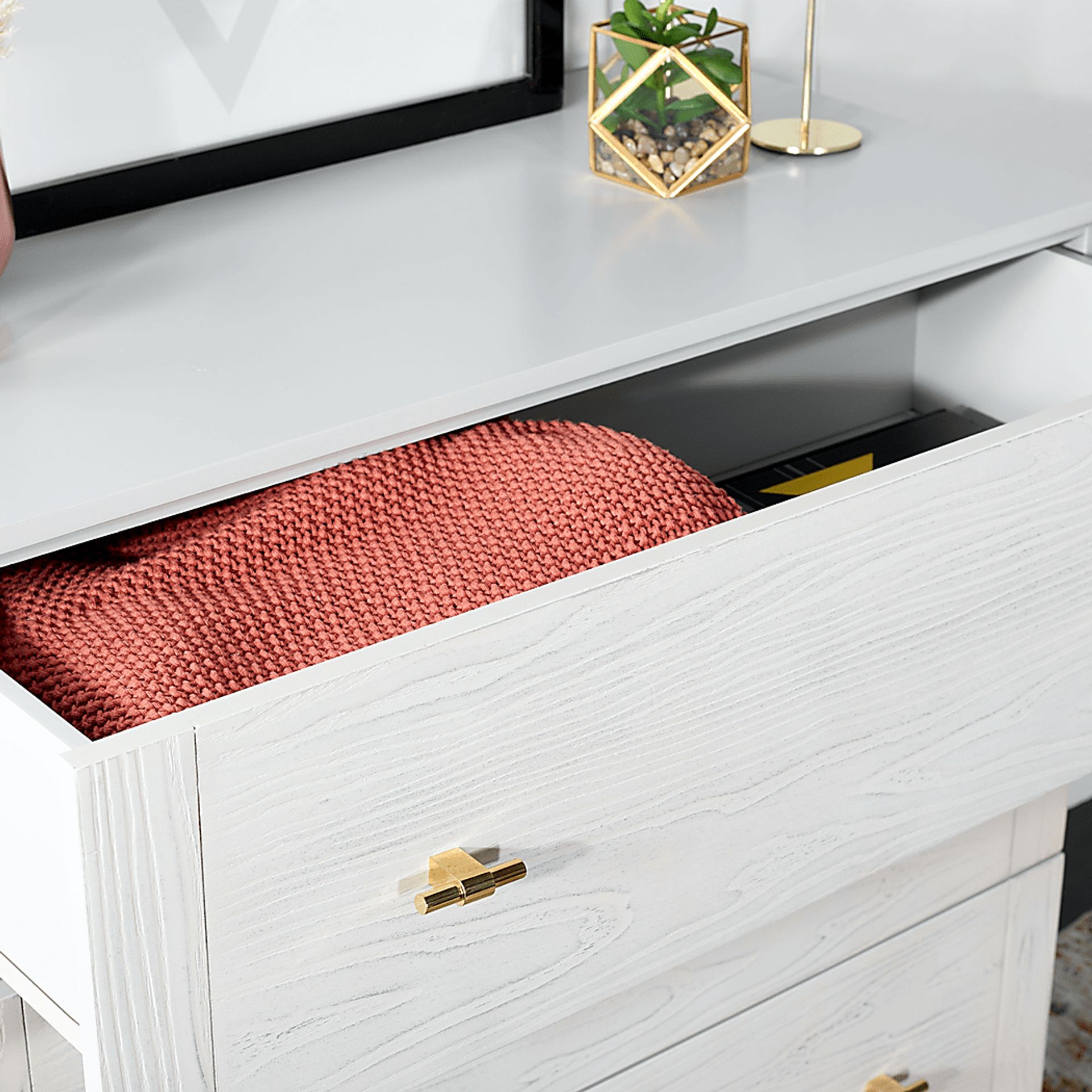 Jaywood Gray Dresser - Image 9