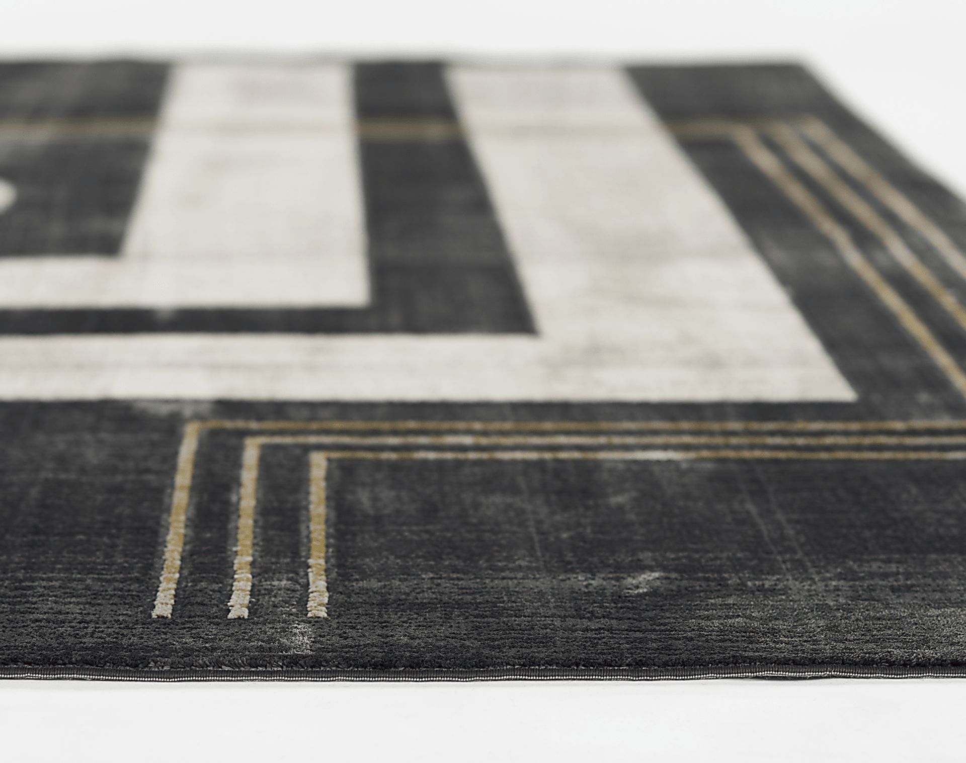 Jaze Black 3'10 x 5'7 Rug - Image 7