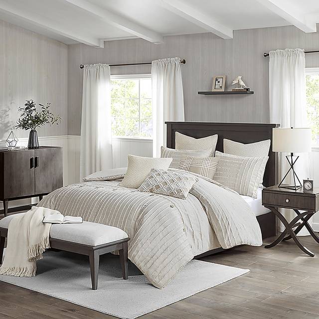 Jennix Ivory Queen Comforter Set - Thumbnail - Image 3