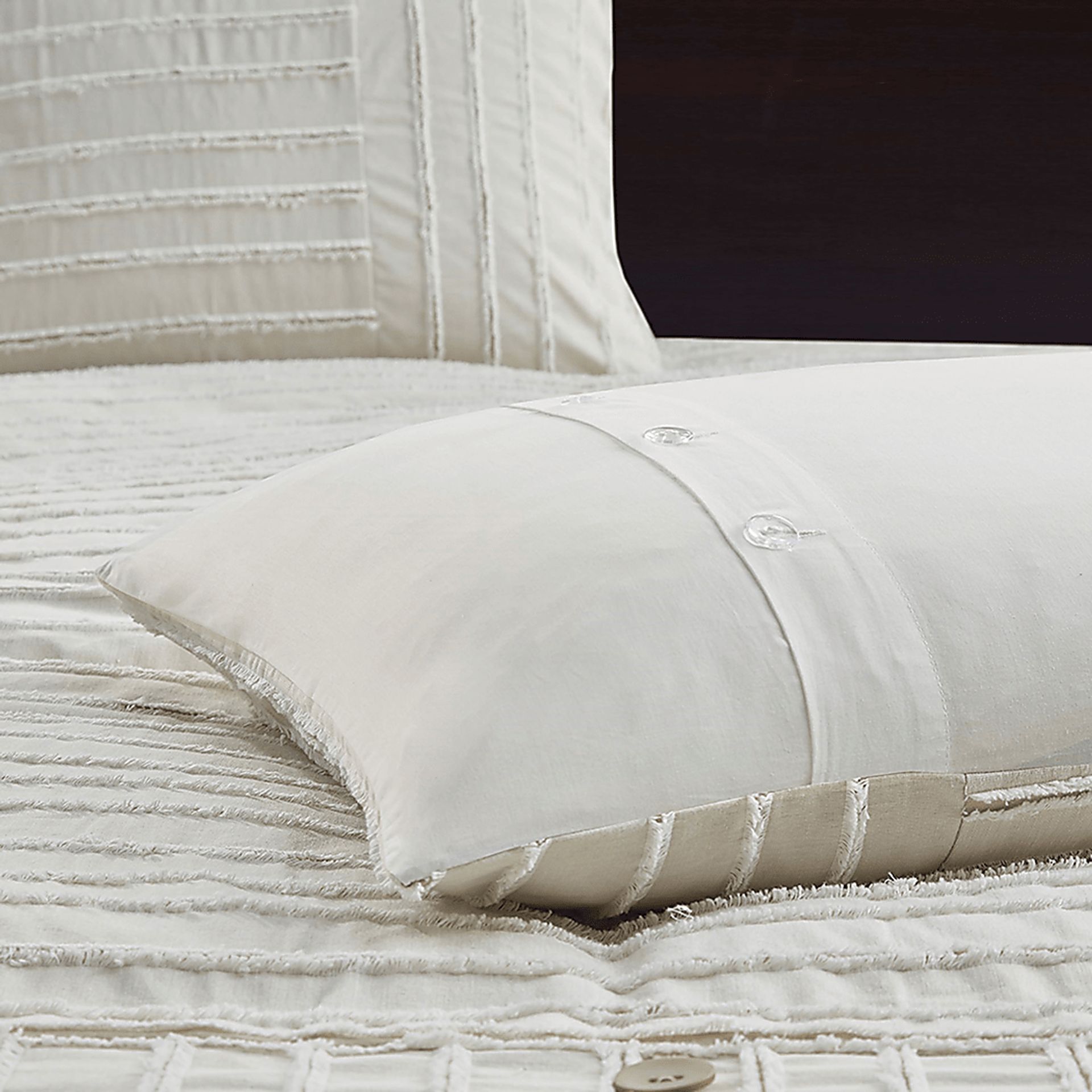 Jennix Ivory Queen Comforter Set - Image 10