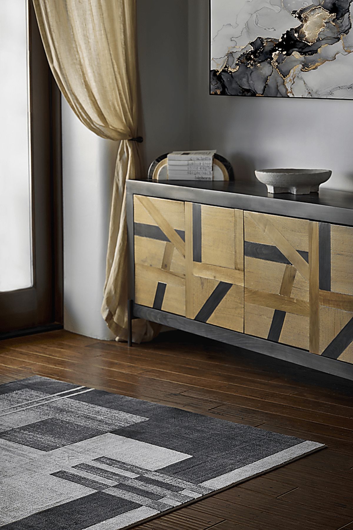 Jenzen Black Rugs | Rooms to Go