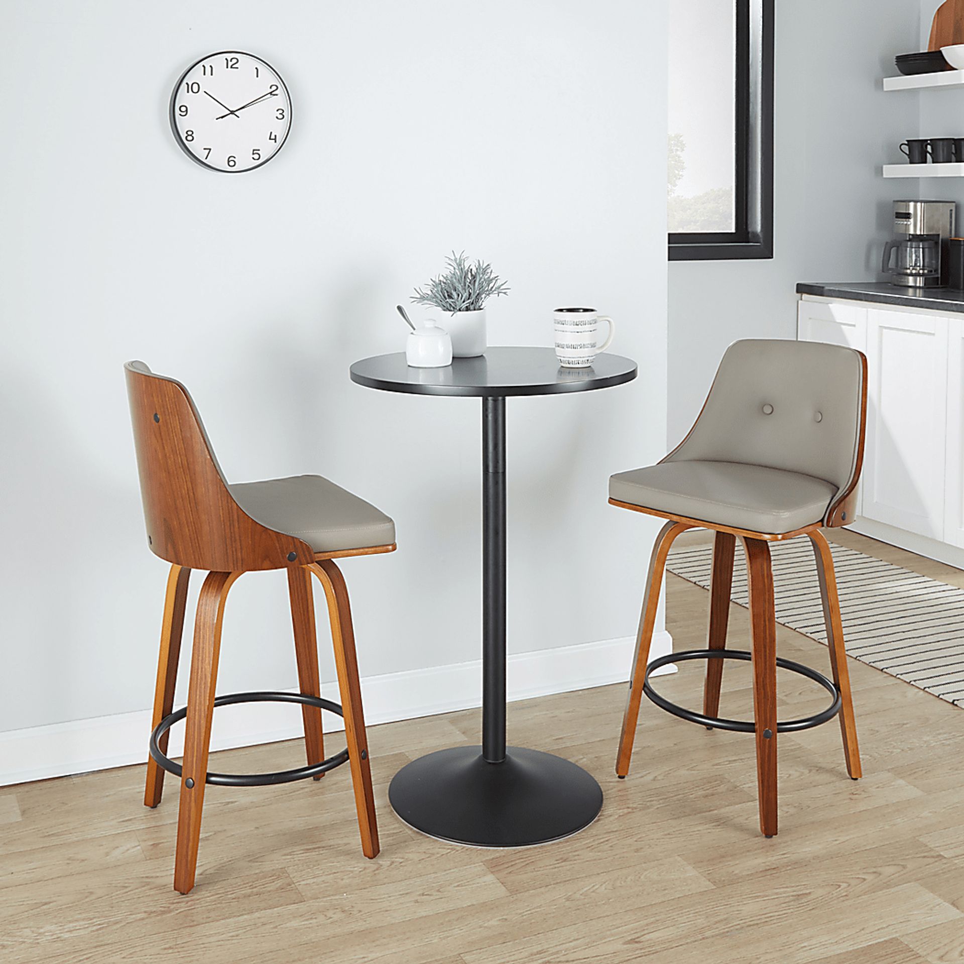 Jessaminnes III Gray Swivel Counter Height Stool, Set of 2 - Image 2