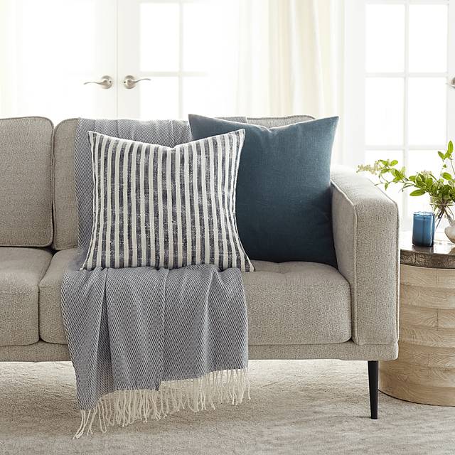 Jetaid Navy Accent Pillow Set of 2 - Thumbnail - Image 2