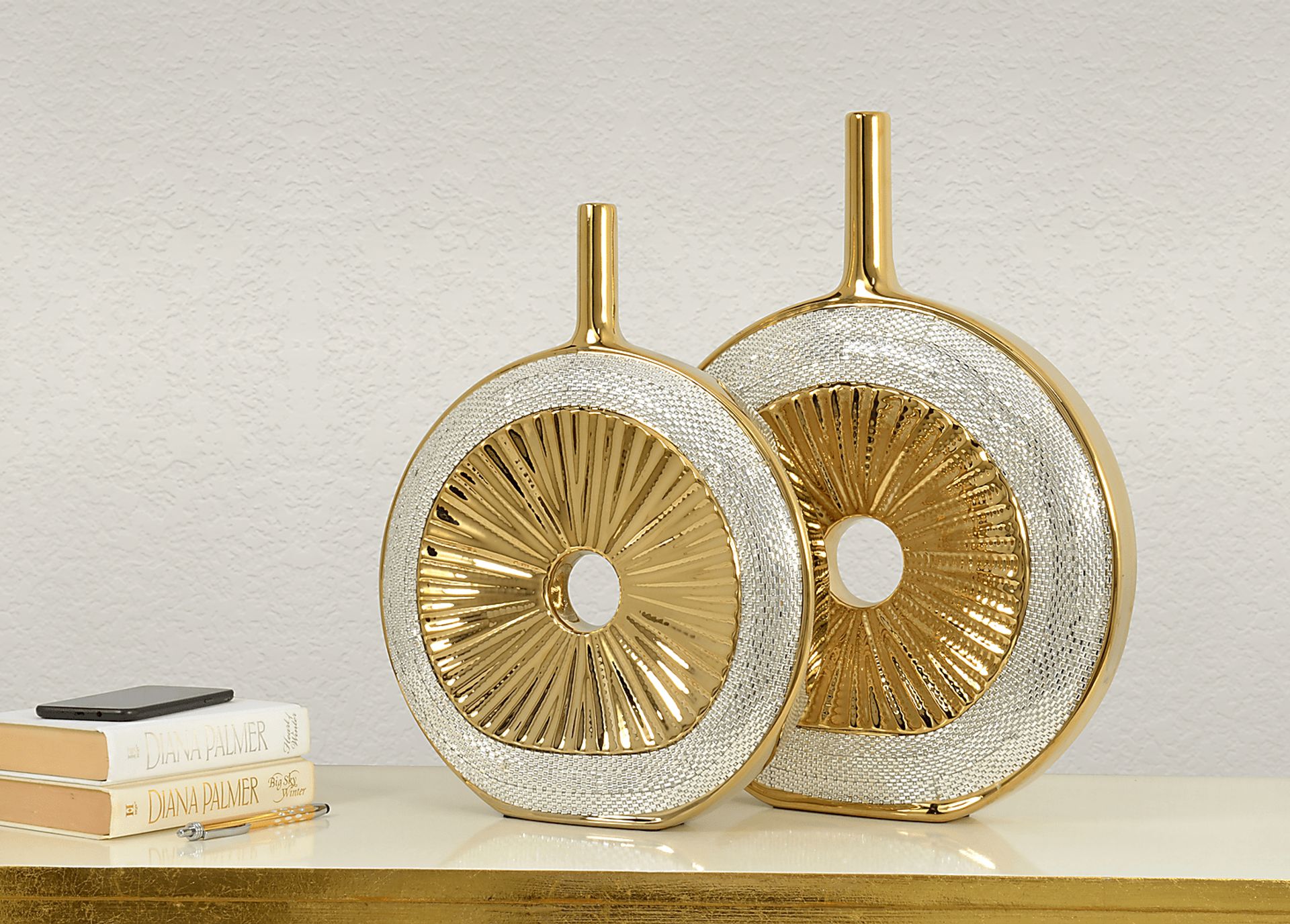 Jibril Gold Vase, Set of 2 - Image 2