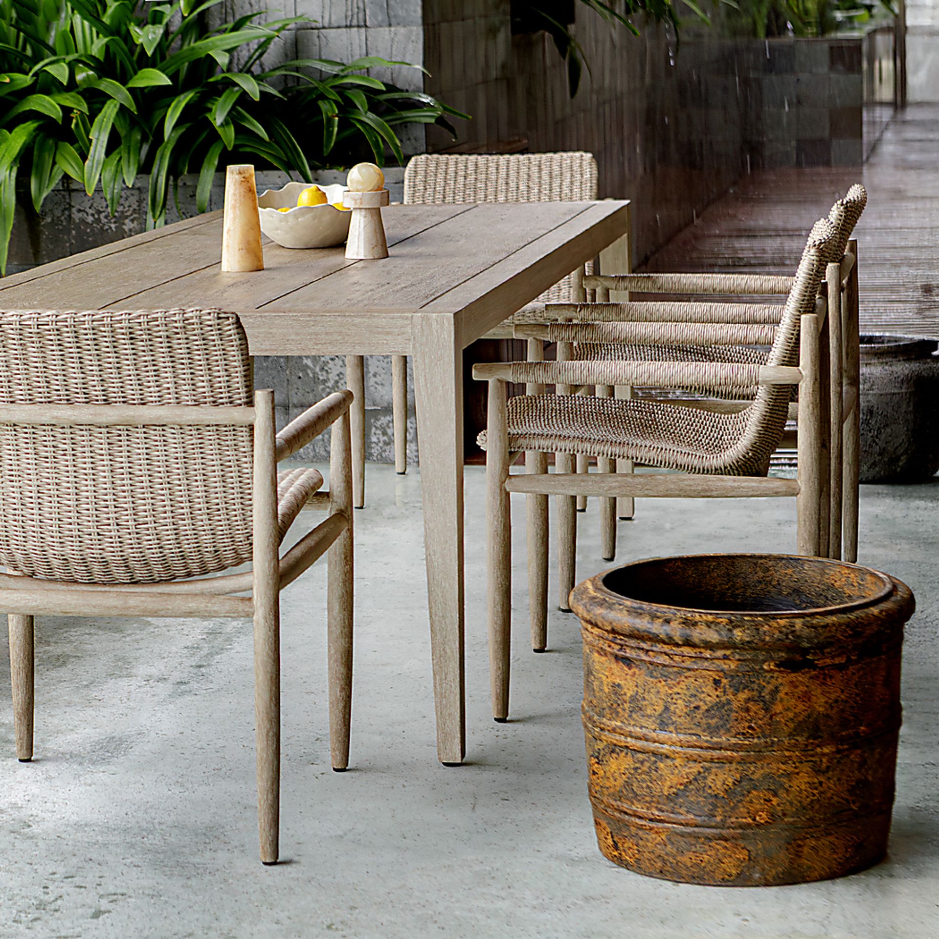 Jildih Brown Outdoor Planter - Image 3