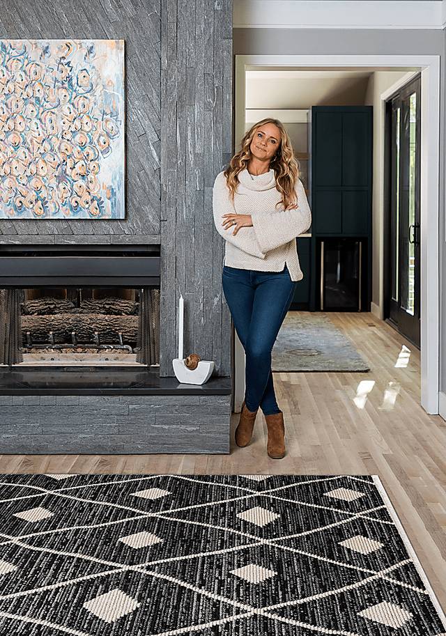 Jolcona Black 7'10 x 10'1 Rug - Thumbnail - Image 3