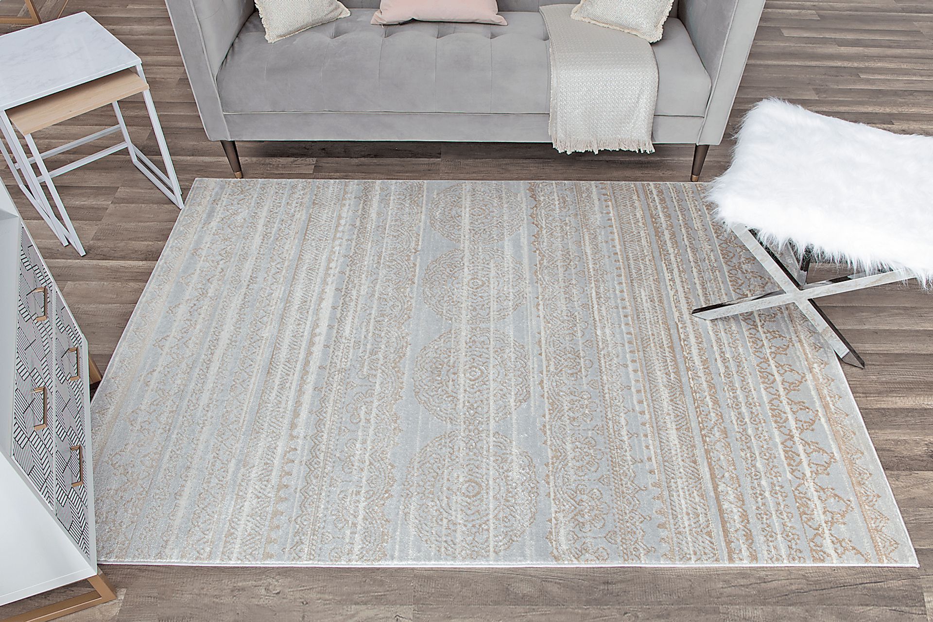 Jolyon Gray 5'3 x 7' Rug - Image 3