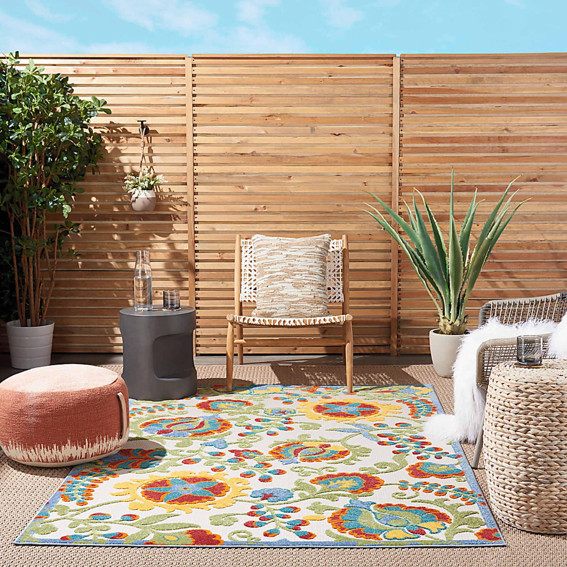 Jordonia Ivory/Multi 5'3 x 7'5 Indoor/Outdoor Rug - Image 2
