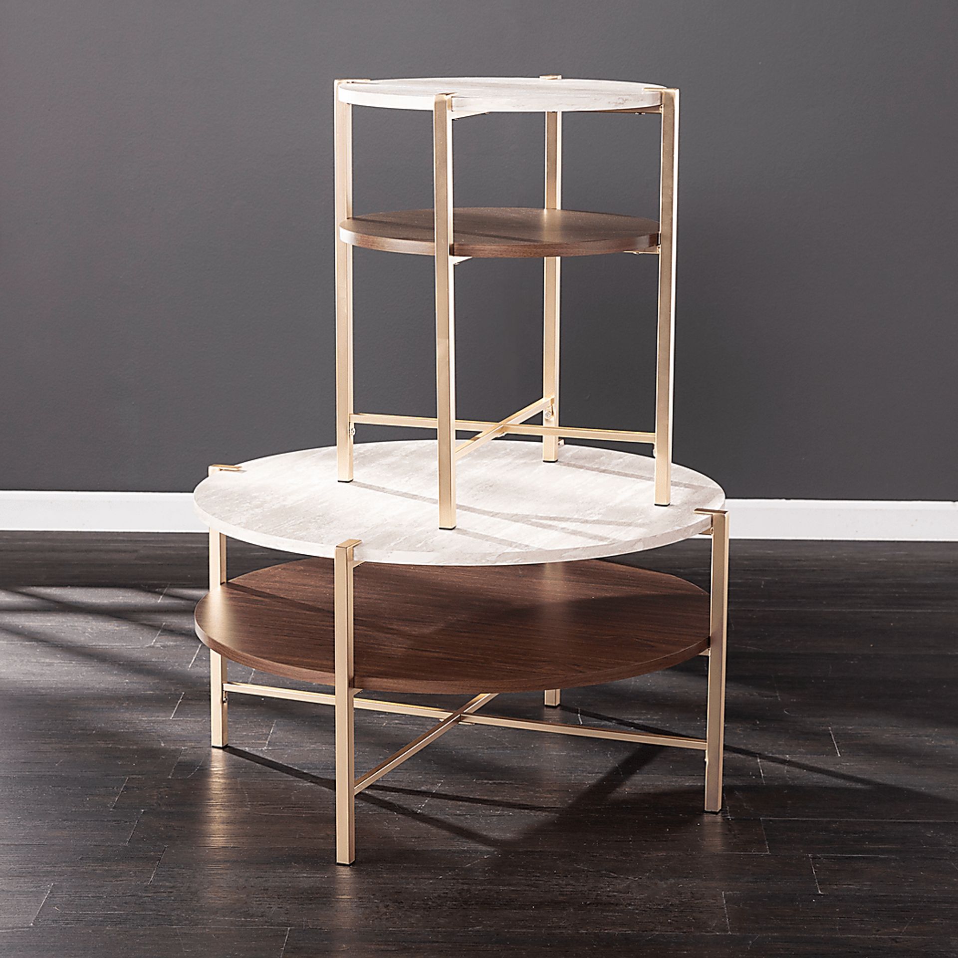 Journeyville White Round Cocktail Table - Image 4