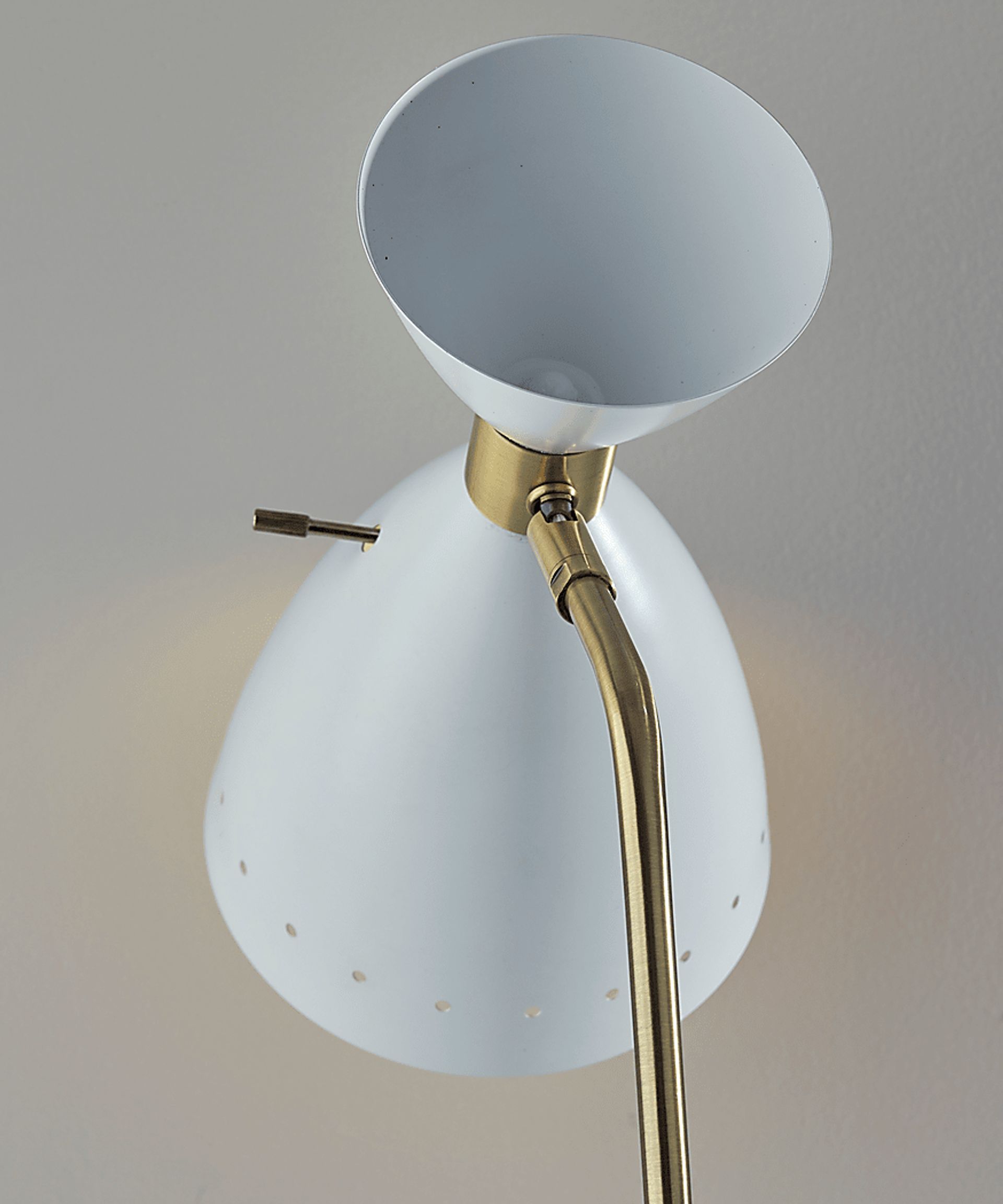Jules Drive White Lamp - Image 8