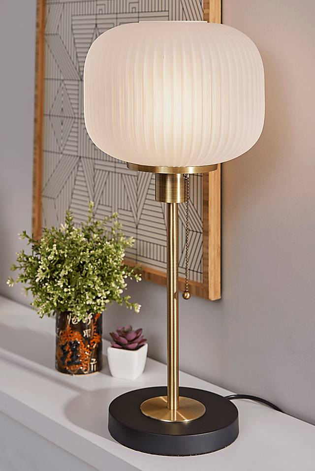 Julia Lane Brass Lamp - Thumbnail - Image 6