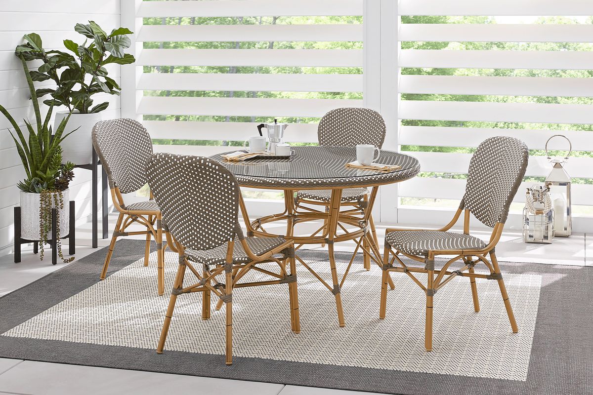 Juliette Wicker Gray Outdoor Round Dining Table - Rooms To Go