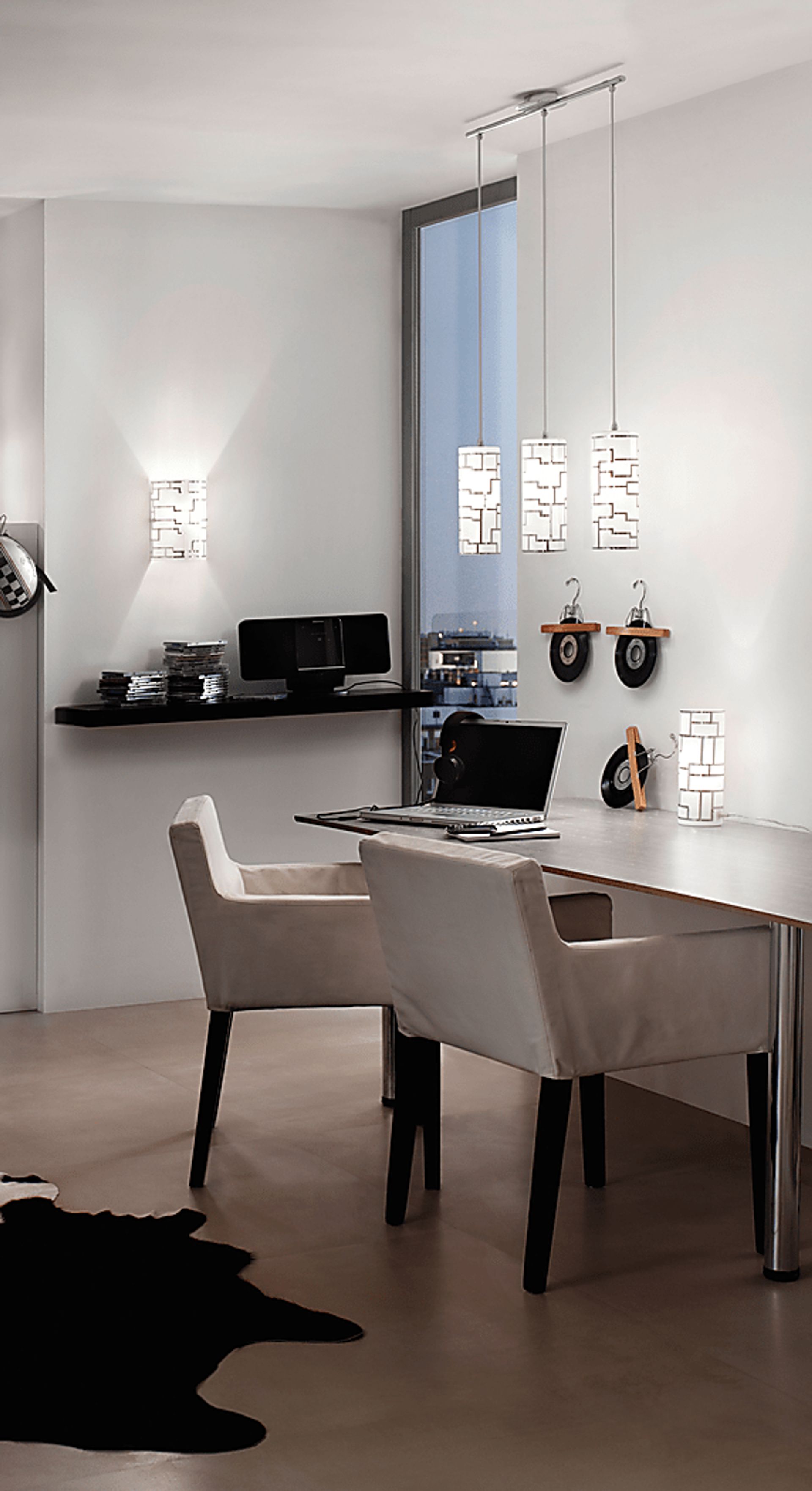 Julius Cay Silver Chandelier - Image 8