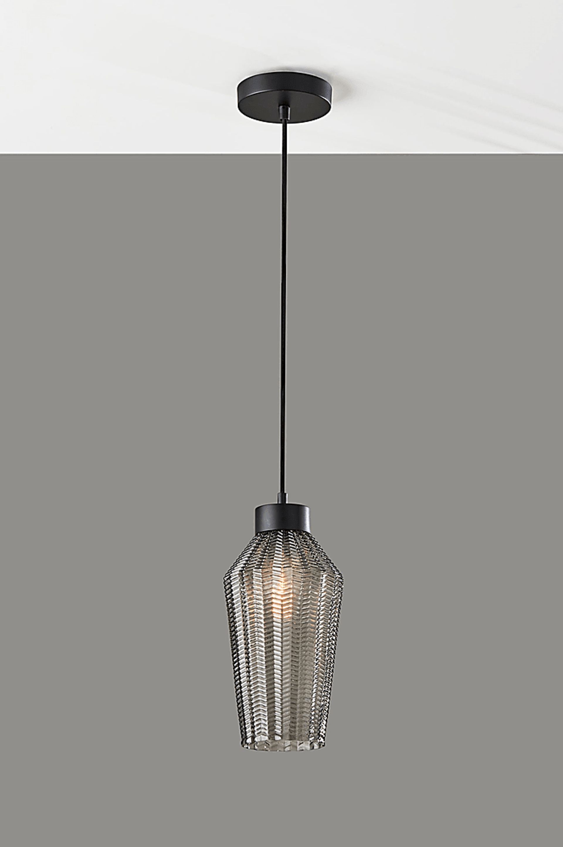 Kaelix Black Pendant - Image 2