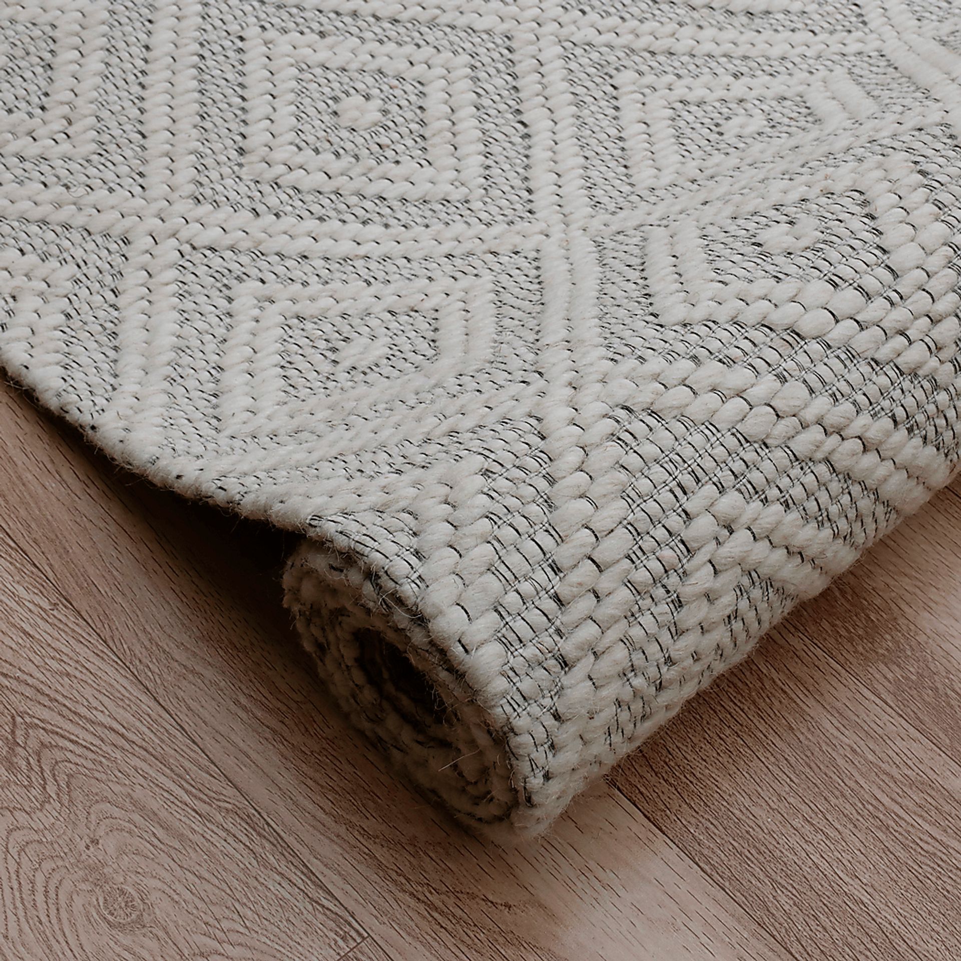 Kakaveta Ivory 7'9 x 9'9 Rug - Image 4