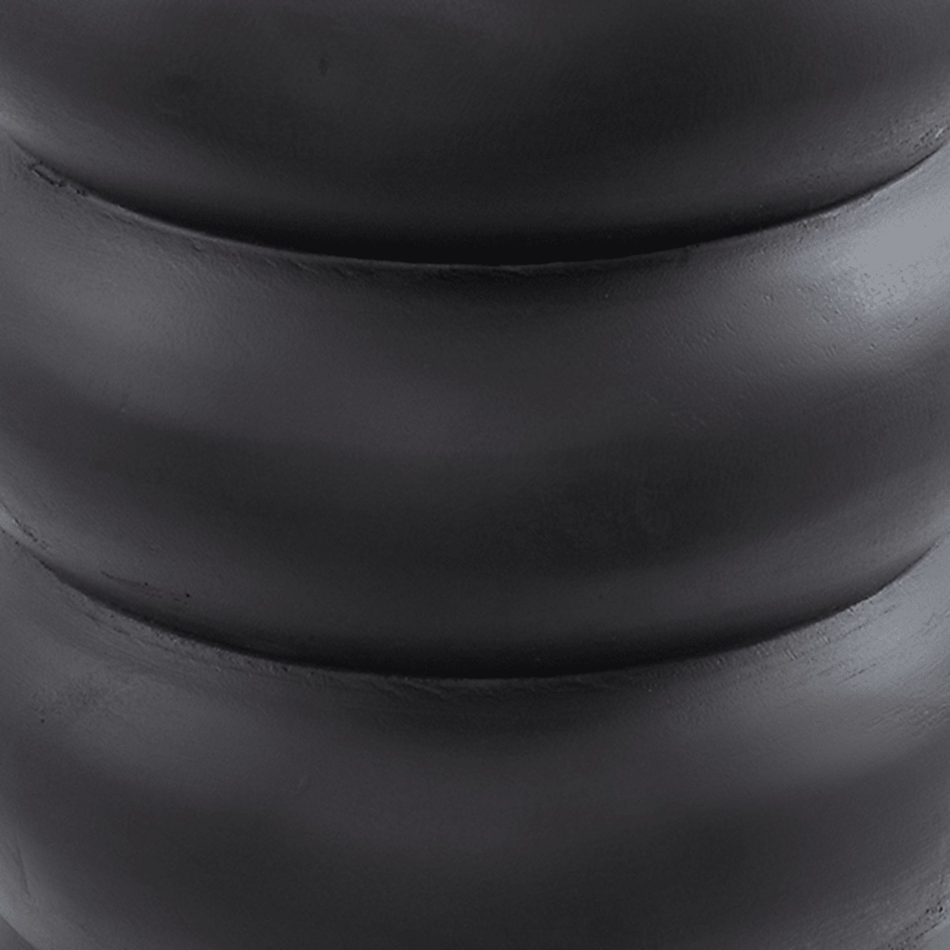 Kalwa Black Accent Table - Image 8