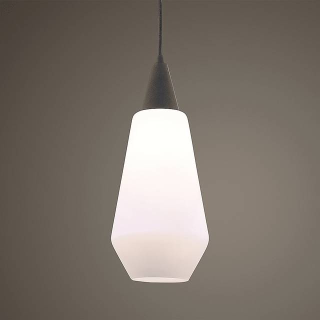 Kamara Circle Black Pendant - Thumbnail - Image 7