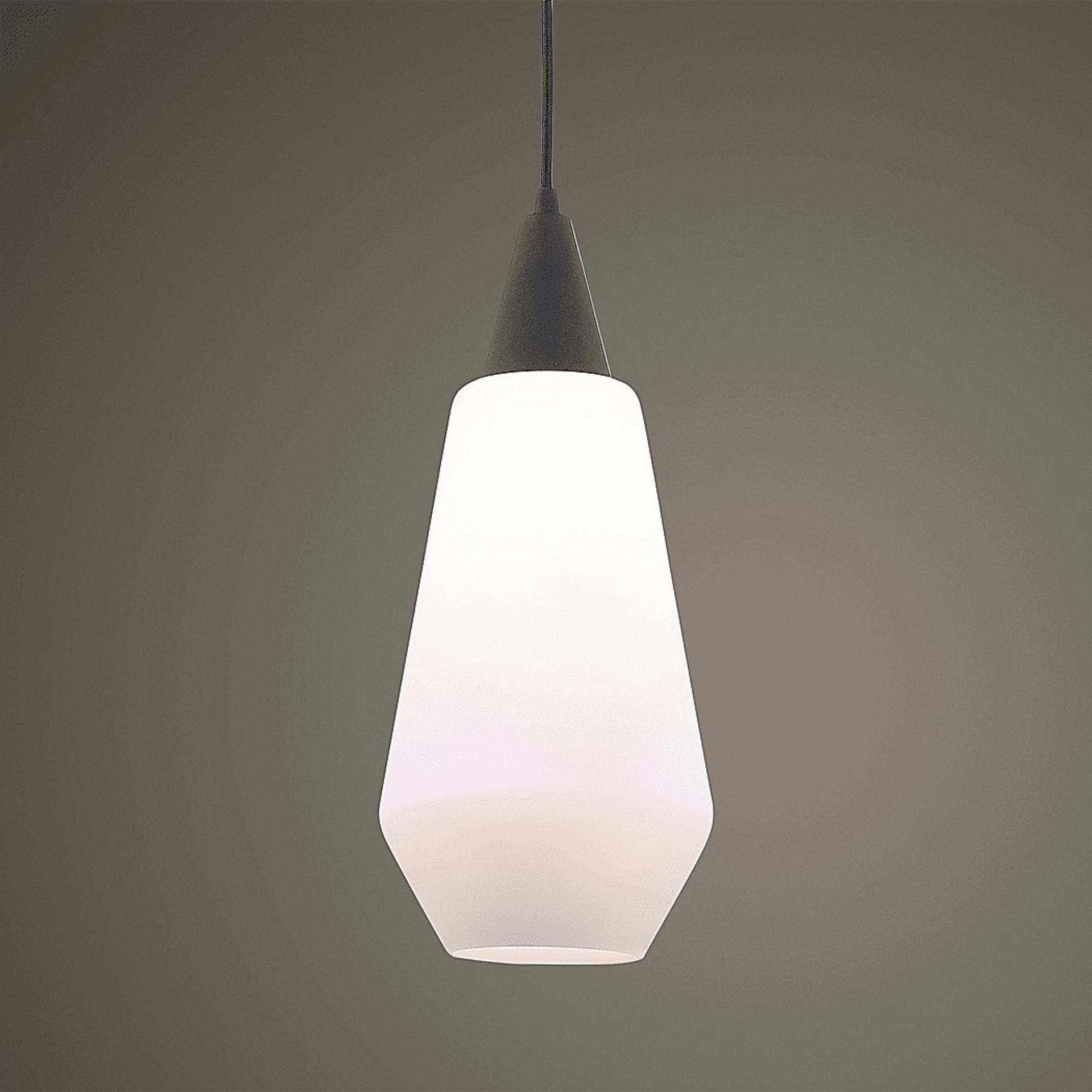 Kamara Circle Black Pendant - Image 7