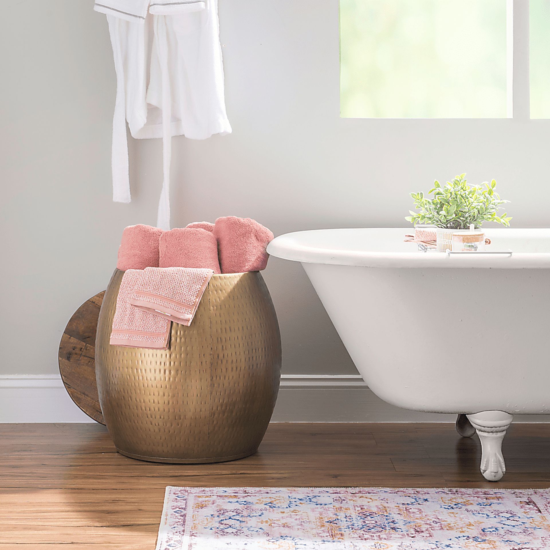 Kaneru Gold Accent Table - Image 2