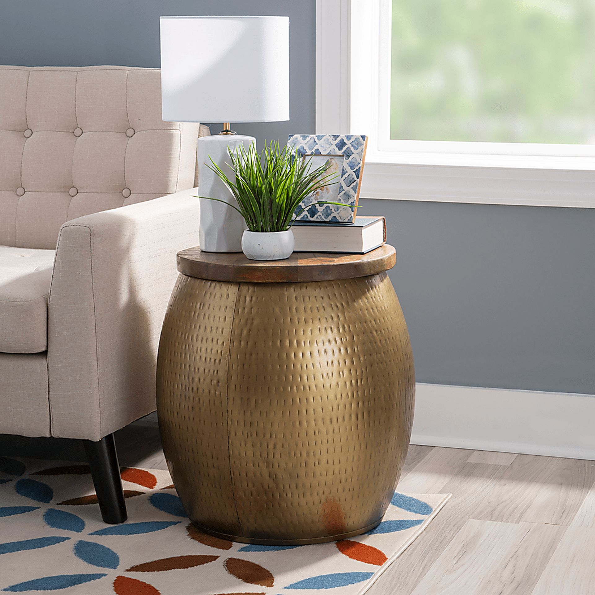 Kaneru Gold Accent Table - Image 3